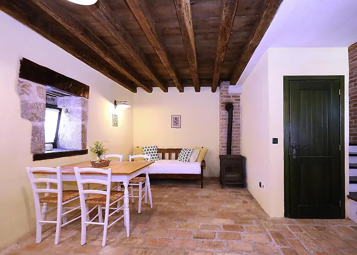Stone House Pojata * Starigrad Paklenica