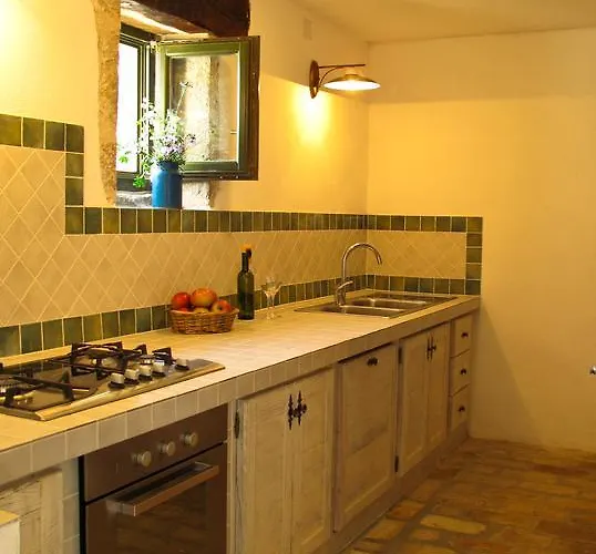 Сasa de vacaciones Stone House Pojata *