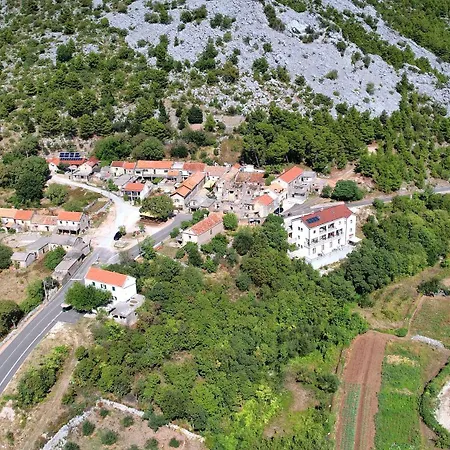 Stone House Pojata Holiday home *