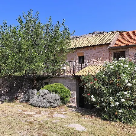 Stone House Pojata * Starigrad Paklenica